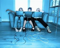 Увлечение соцсетями приводит к ожирению