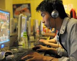 Китайский геймер прожил в интернет-кафе шесть лет