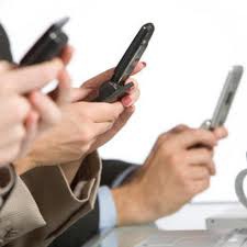 Европа задумалась об отмене мобильного роуминга