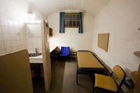 Голландских заключенных обеспечат компьютерами