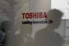 Штат Toshiba уменьшился почти на 14,5 тысячи человек