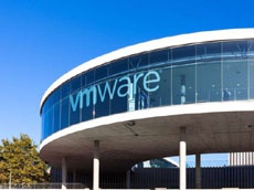 VMware устранила ряд уязвимостей в своих продуктах
