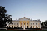 Сотрудник Белого дома лишился поста из-за записей в Twitter