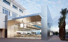 Apple потеряла за один день $40 млрд