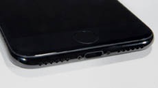 Можно ли пользоваться сенсорной кнопкой Home на iPhone 7 без нервов