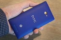 Новый WP-флагман HTC появится осенью