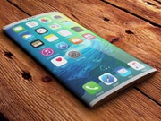 Apple запатентовала бесшовное стекло для iPhone 8. Смартфон могут «засунуть» в закругленную трубку