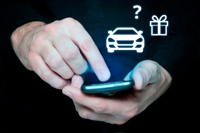 Будьте бдительны: мошенники снова рассылают SMS о выигрышах авто