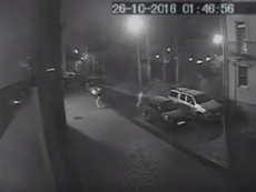 В Петербурге "фабрику кремлевских троллей" забросали коктейлями Молотова