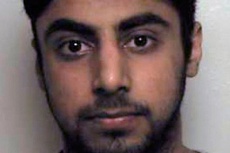 Юношу осудили за попытку купить бомбу в даркнете