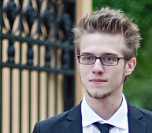 «Новая газета» рассказала о «кремлевских» проектах бывшего пресс-секретаря «ВКонтакте»