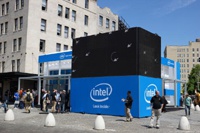 Intel перенесла начало выпуска чипов Broadwell на первый квартал 2014 г.