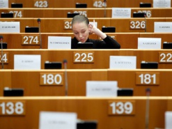 Европарламент обвинили в цензуре писем против запрета порнографии