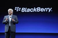 Основатель BlackBerry избавляется от доли в компании