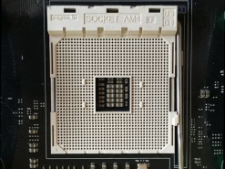 Изображение материнской платы на сокете AMD AM4