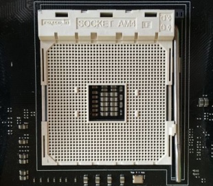 Изображение материнской платы на сокете AMD AM4