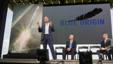 Основатель Amazon Джефф Безос обогнал Билла Гейтса и стал самым богатым человеком в мире