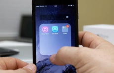 Ошибка в iOS 8 позволяет добавить папку в папку