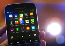 Специалист по BlackBerry советует компании закрыть телефонный бизнес