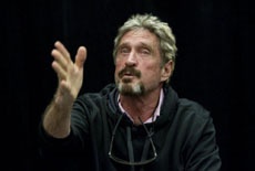 Джон Макафи объяснил, как он собирается взламывать iPhone террориста