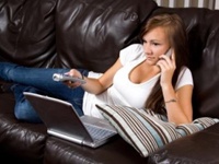 Смартфоны стали вытеснять из жизни американцев даже телевизор