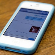 Хакеры демонстрируют возможность прочтения iMessage