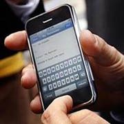 Тысячи приложений для iPhone и iPad уязвимы к атакам «человек-по-середине»