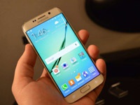 Экран Samsung Galaxy S6 Edge побил рекорд яркости