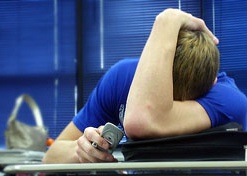 Минский подросток уговорил 48 человек купить ему телефон в кредит