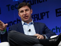 Twitter задумался о внедрении групповых чатов и нового поисковика