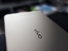 Vivo X9 и X9 Plus с двойной фронтальной камерой показали на рендерах