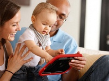 Педиатры рекомендуют ограничить детям "экранное" время