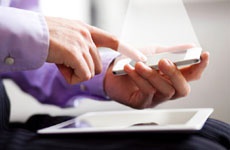 Apple тестирует стандарт «светового интернета» Li-Fi для iPhone и iPad