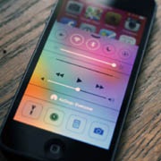 Специалист по безопасности раскритиковала Apple из-за iOS 7.1.1