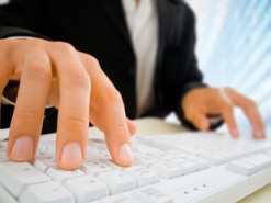 50% пользователей не в курсе, что скачивают нелегальный контент