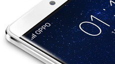 Смартфон OPPO R9S представят 12 сентября