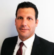 Apple пригласила эксперта в области радио для развития iTunes Radio