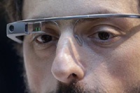 Производитель очков Luxottica обещает скорое появление второй версии Google Glass