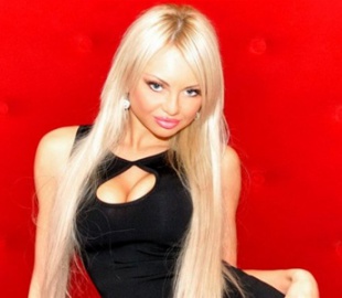 Харьковская блондинка стала звездой Интернета