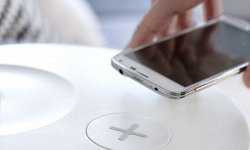 IKEA поможет зарядить смартфоны без проводов