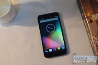 Новый смартфон ZOPO может получить ряд ярких расцветок