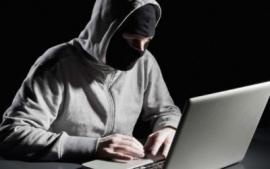 Шахраї через інтернет виманюють мільйони