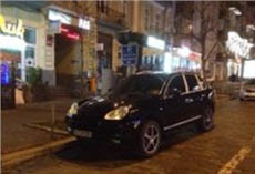 Машину, на которой напали на Чорновил, уже продают в Интернете