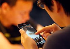 Исследование: средний пользователь смартфона скачал 26 приложений