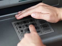 Злоумышленники взламывают банкоматы при помощи SMS