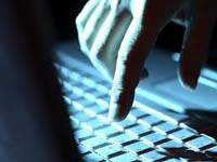 Украинский программист заблокировал электронные счета Болотова