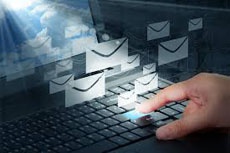 Львовского чиновника уволили за использование почты mail.ru