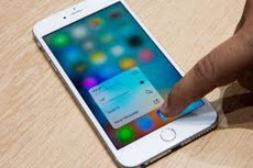 Львівські митники вилучили 9 контрабандних iPhone