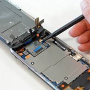 В Белоруссии бомж два месяца притворялся мастером по ремонту мобильных телефонов