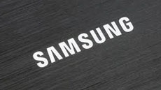 В Samsung придумали гаджет со скручивающимся в трубку дисплеем